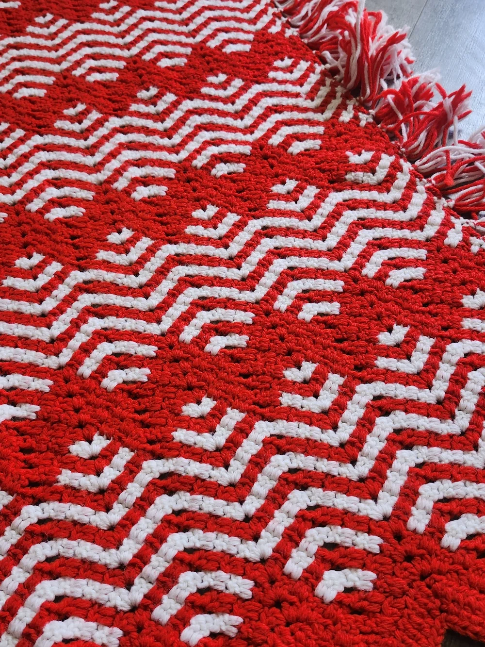 Vintage Handmade Crochet Blanket Red White Afghan Throw 64x43 Fringe Retro